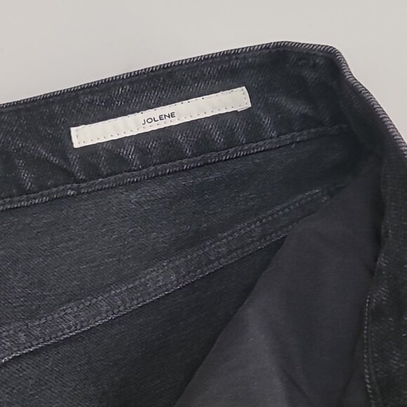 Club Monaco - Picture 7 of 7